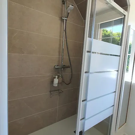 Au Fil De L'eau فندق مبيت وإفطار